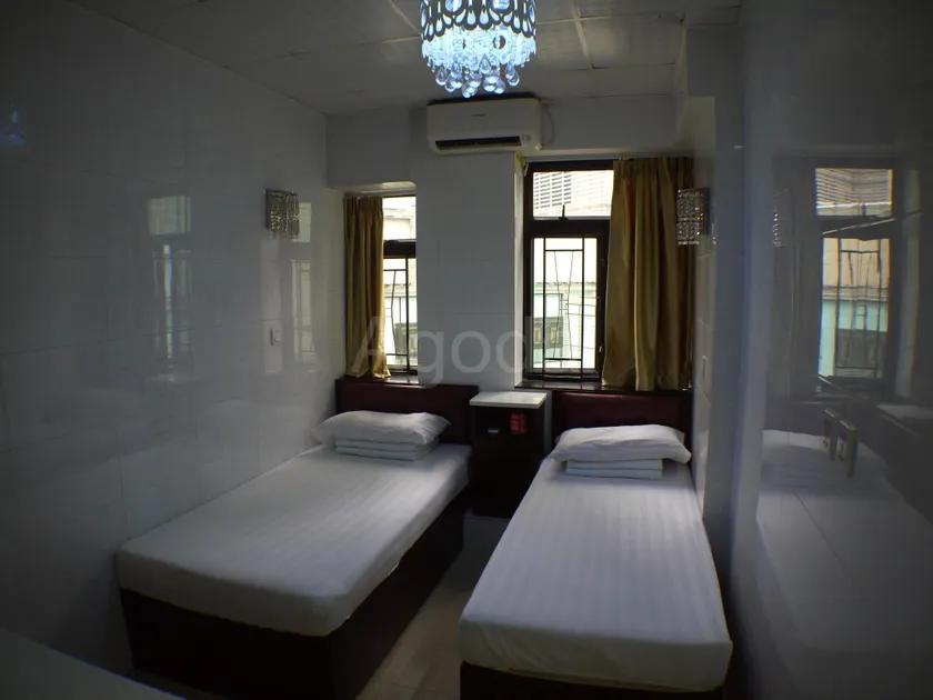 Capital Guest House - Image 1