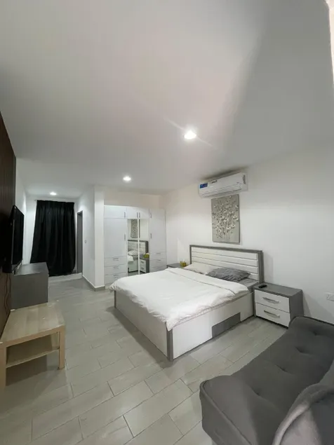 EK Homes - Image 1