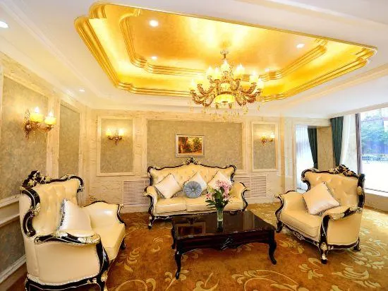 HE YUE HOTEL - Image 1