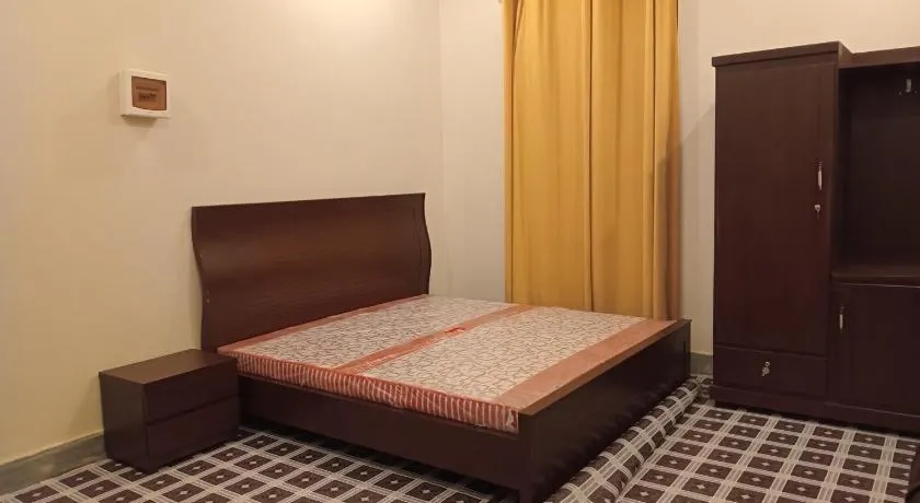 Hotel 24 - Image 1