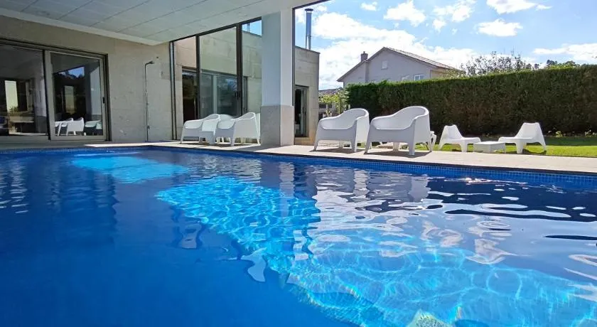 Sanxenxo Casa Rial 47 con PISCINA CLIMATIZADA - Image 1