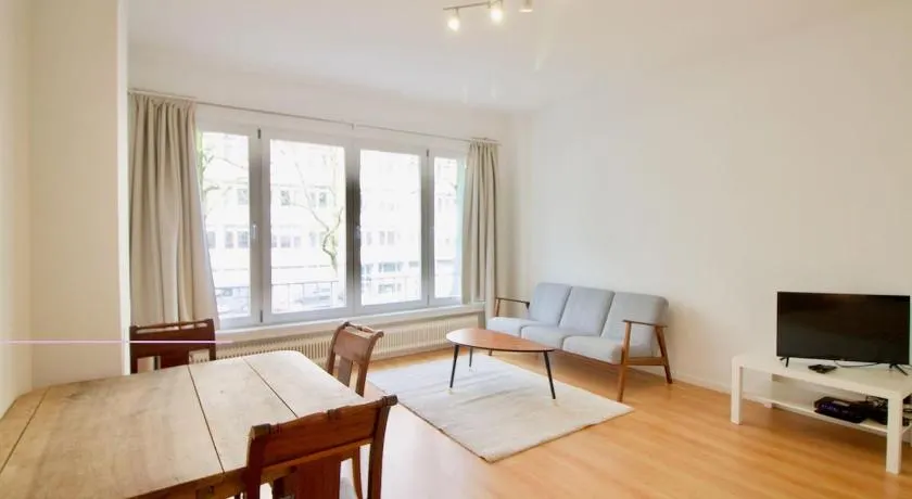 Very nice & large studio-Plasky - Image 1