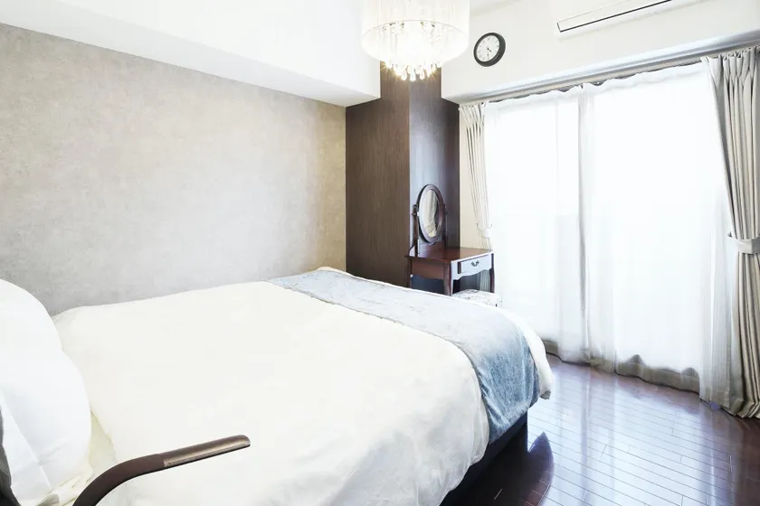 City Hotel Namba Suites - Image 1