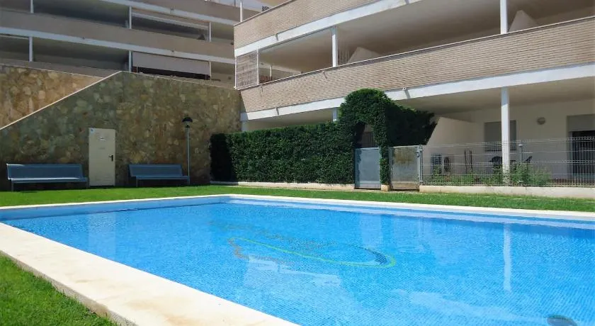 Baladres Holidays LEK - Image 1