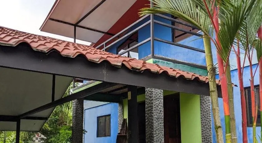 Two houses with a private pool. - Image 1