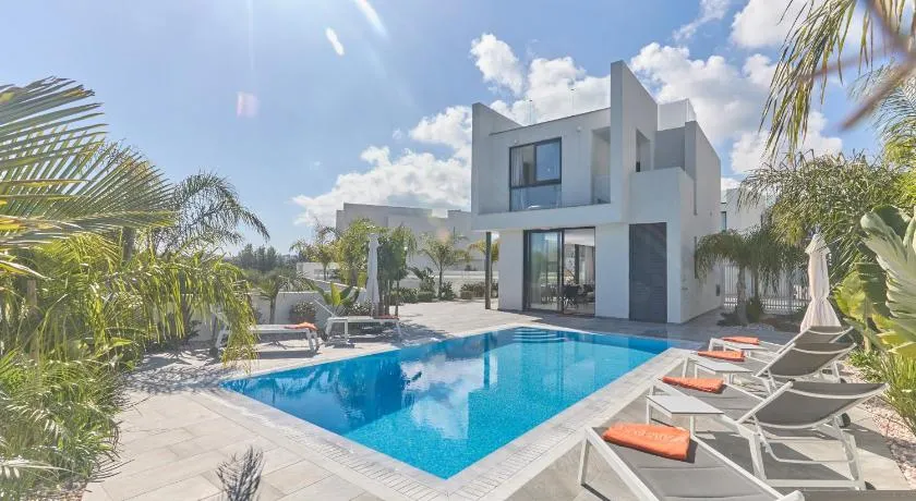 Almaria Villas - Image 1