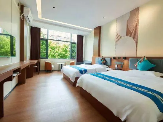 Honglin Hotel - Image 1