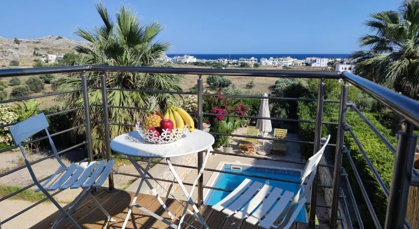 Villa with 2 bedrooms - 2 bathrooms - Private pool - Image 1