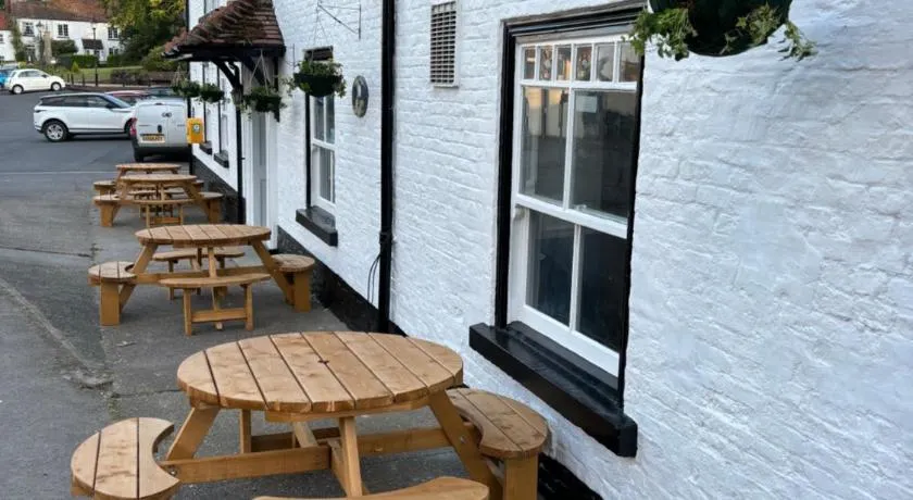 The White Swan Hotel - Image 1
