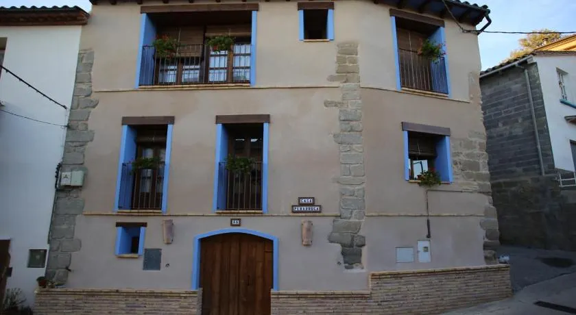 Casa Perarruga - Image 1