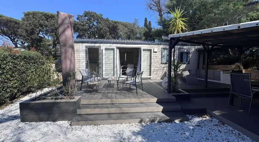 Gassin bungalow - Image 1