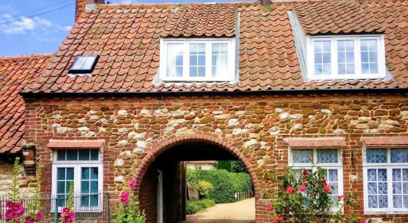 Archway Cottage - Image 1