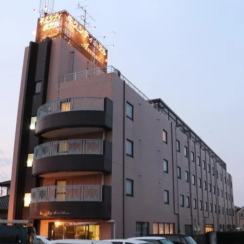 Ushiku City Hotel Honkan Annex - Image 1