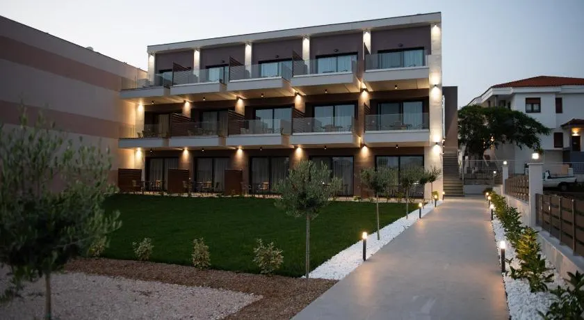 Sithonian Sunset Luxury Apartments - Image 1