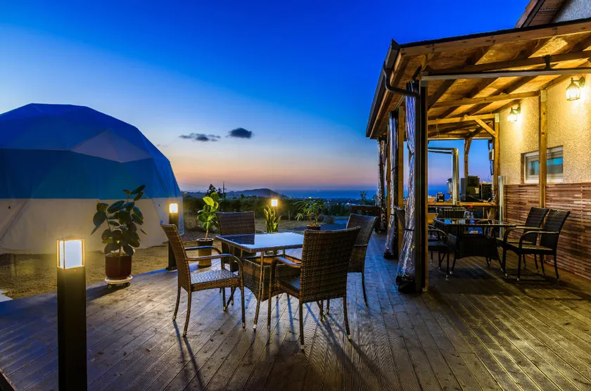 Jeju Starlight Glamping 제주별헤는밤글램핑펜션 - Image 1