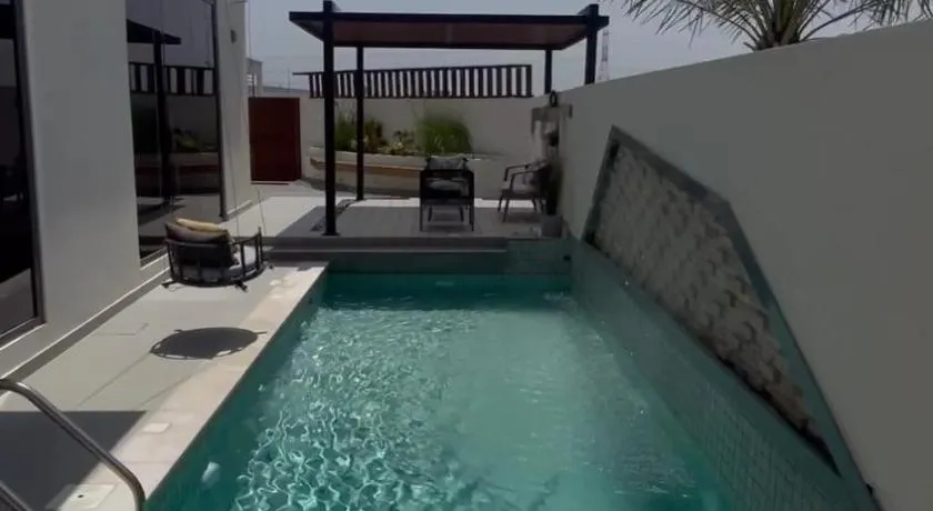 Private Pool Villa Rawaq Chalet - Image 1