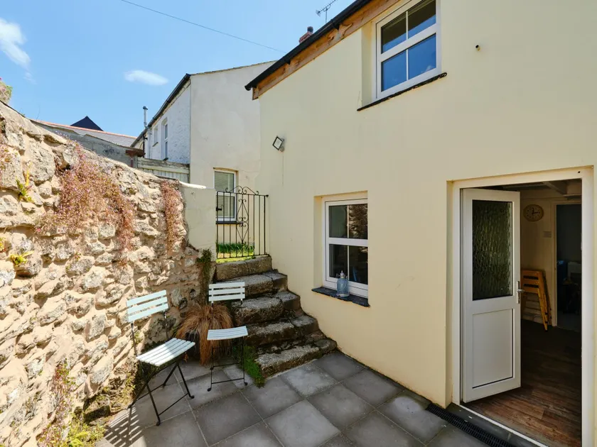 Holiday Home in Tywardreath near Par Beach - Image 1