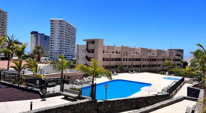Seaview Paradise Hard Rock Apartment - Image 1