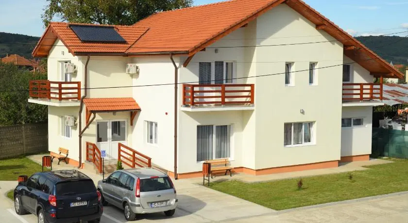 Pensiunea HERA Hațeg - Image 1