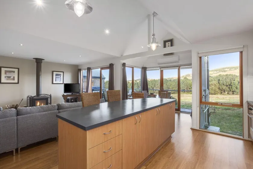 Otway Vista 12 - Image 1