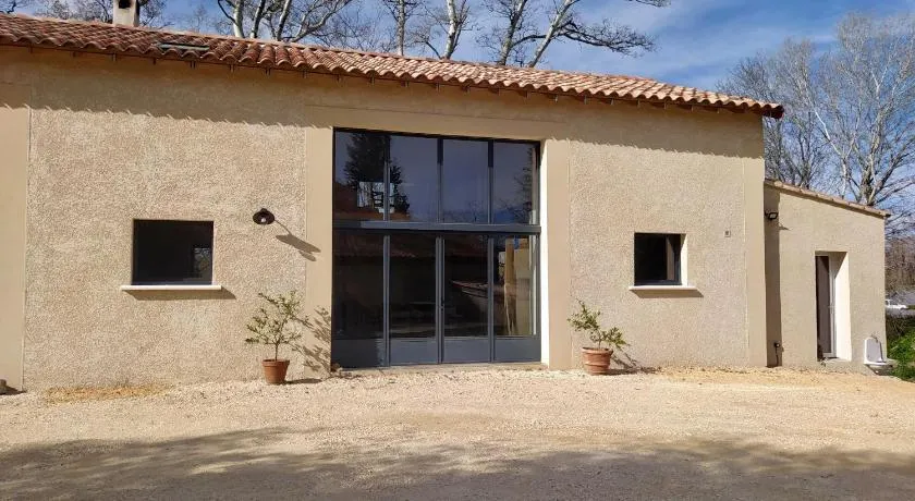 Chambre d'hotes et cabane du grand st-Marc proche Via Rhona - Image 1