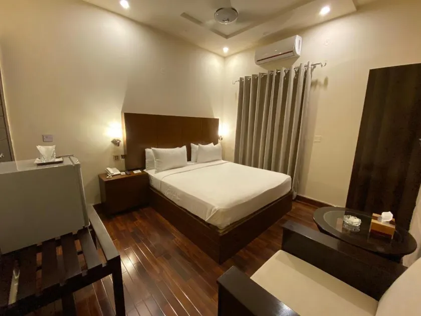 Shah Family Guest House - Image 1