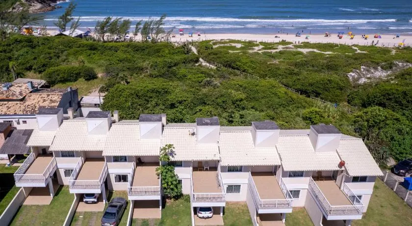 Residencial Ferrugem Beira Mar - Image 1