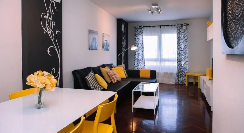 Luz y descanso con parking by CABANA Rentals - Image 1