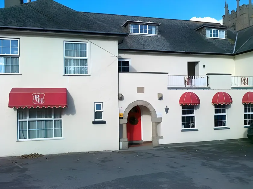 Priory Lodge Hotel - Image 1