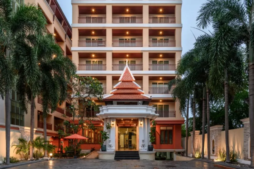 Palette Luxe North Pattaya - Image 1