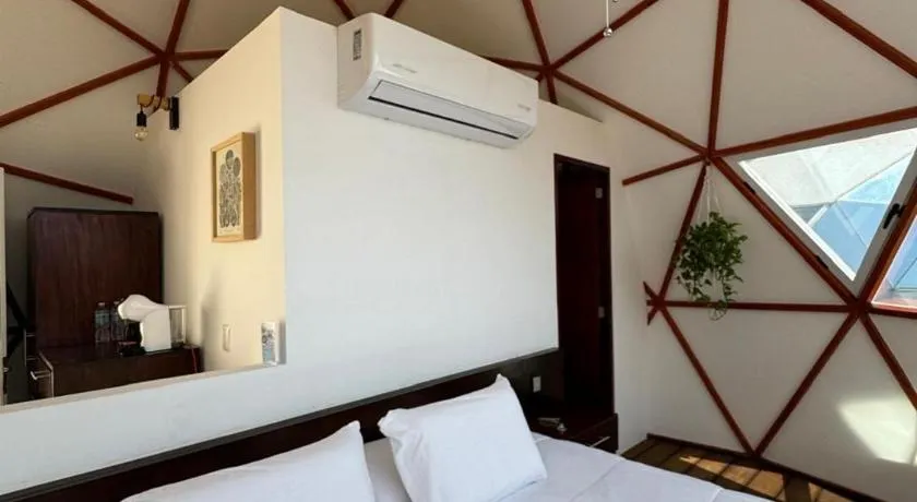 Hotel Boutique Glampidom - Image 1