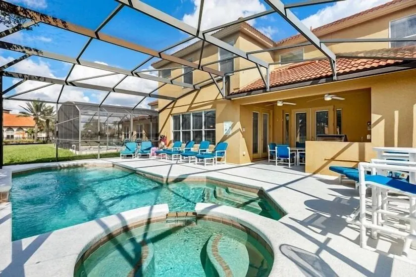 Lakeview 6-Bedroom Retreat with Game Room, Private Pool, Spa & Resort Amenities - Ideal for Families & Groups - Image 1