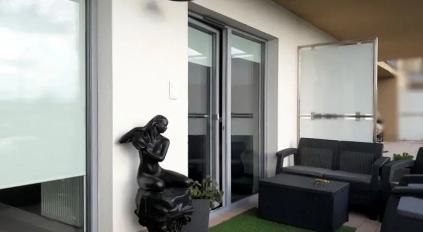 Apartament Rajski-Parking, Taras, FV, Targi Kielce 2km - Image 1
