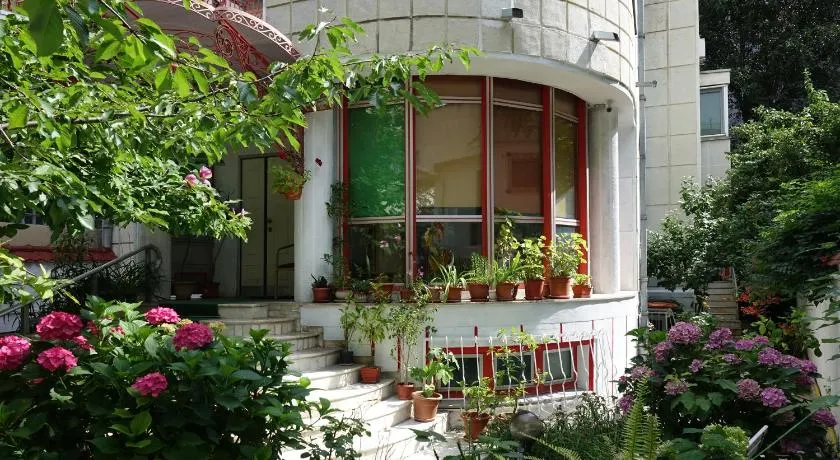 Vila A&B - Image 1