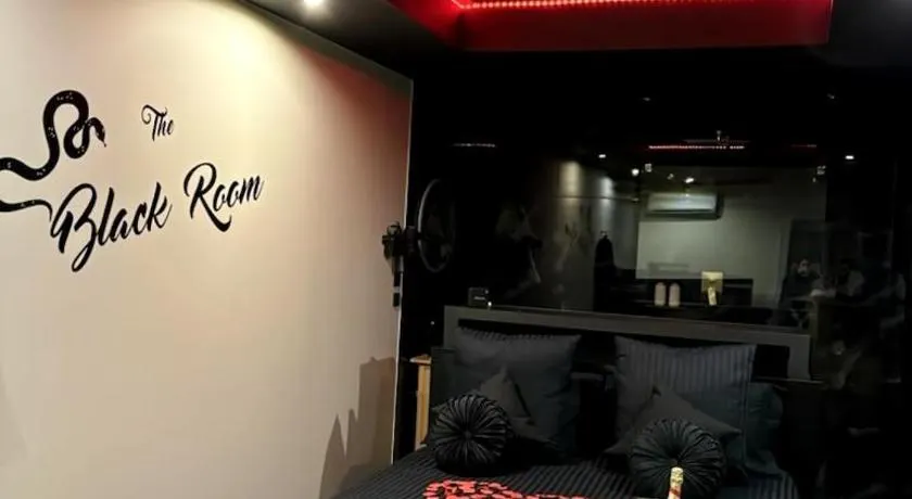 Romantique room,salon massage,mirroir,croix,parking - Image 1