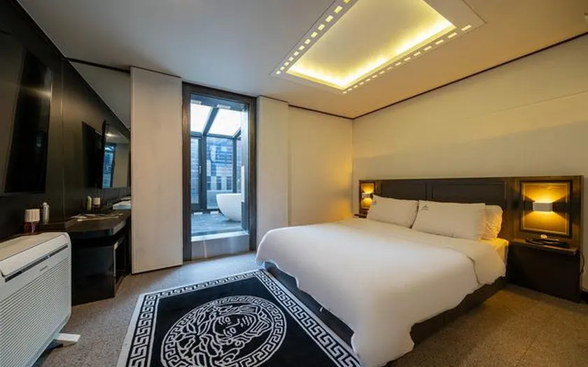 Hotel Star - Image 1