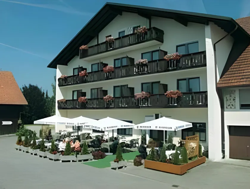 Hotel Hiemer - Image 1