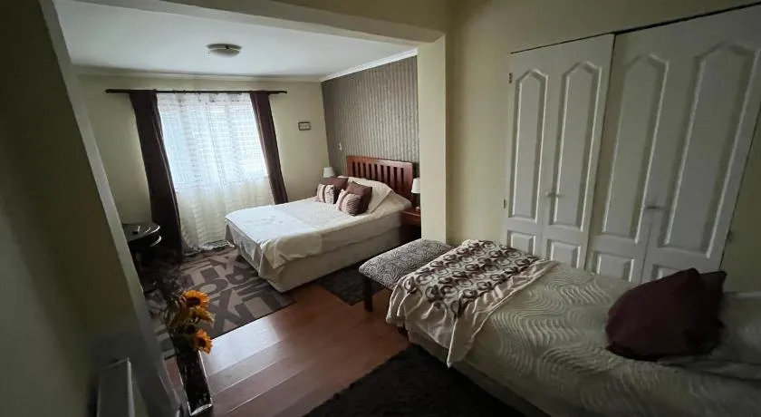 Hostal del Estrecho - Image 1