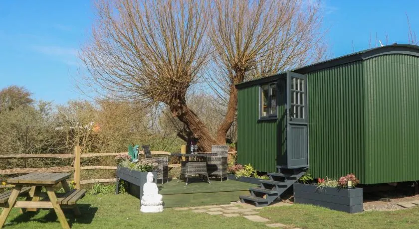 Salthaven Shepherds Hut - Image 1