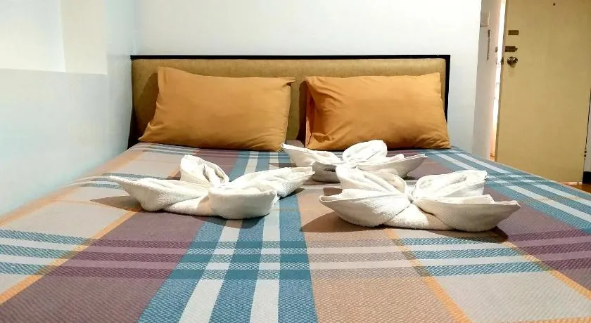 Sola Eleganza Apartelle - Image 1