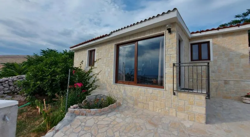 Holiday House Pag - Image 1
