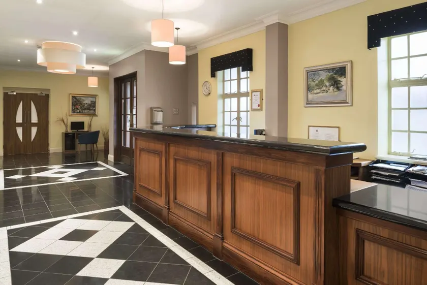 Loughborough Hotel - Image 1