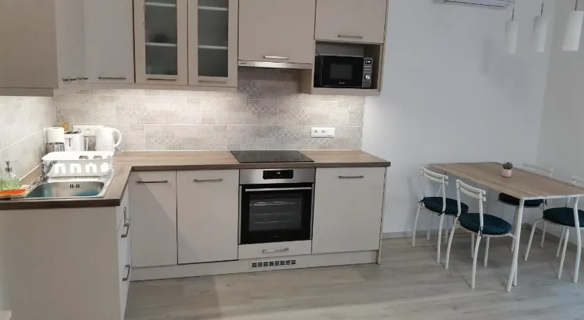 Éva Apartmanház - Image 1