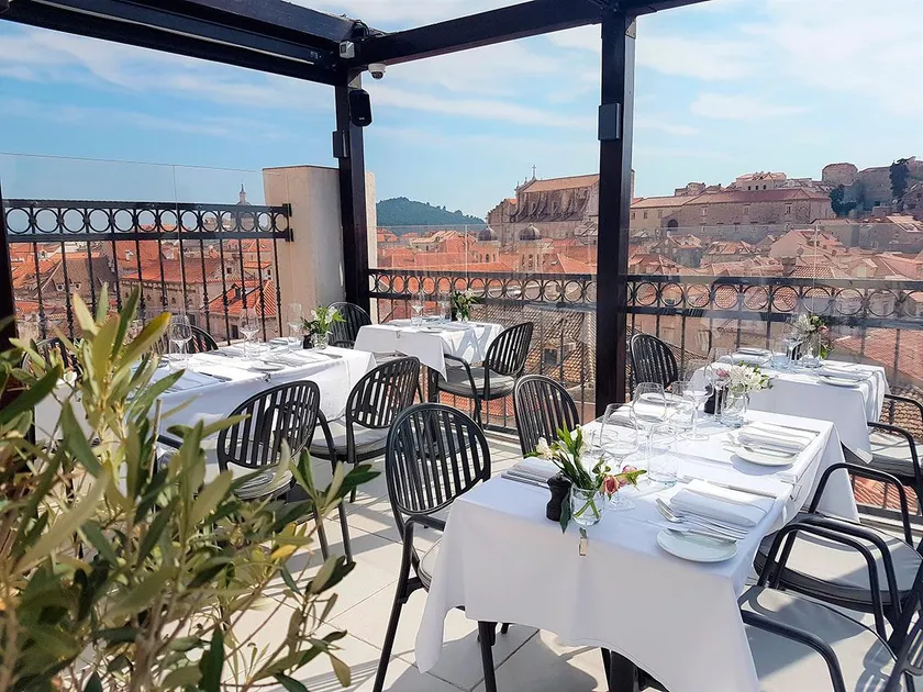 Boutique Hotel Stari Grad - Image 1