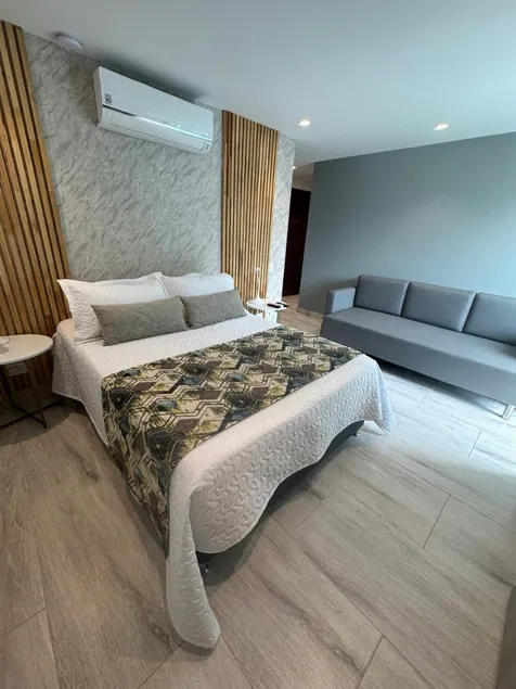 Hotel Mediterraneo - Image 1