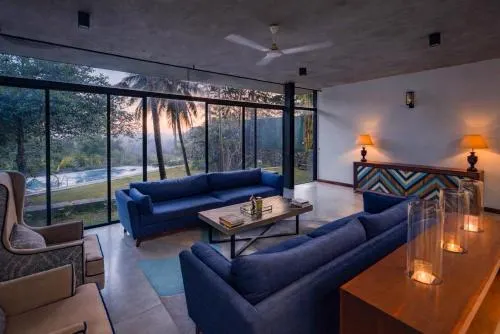 Whispering Fields Villa - A Luxury Four Bedroom Villa in Kottawa - Image 1