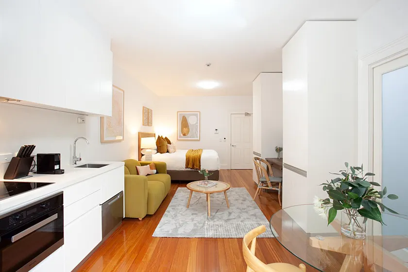 Leafy and Tranquil Inner West Studio Apartment - Image 1