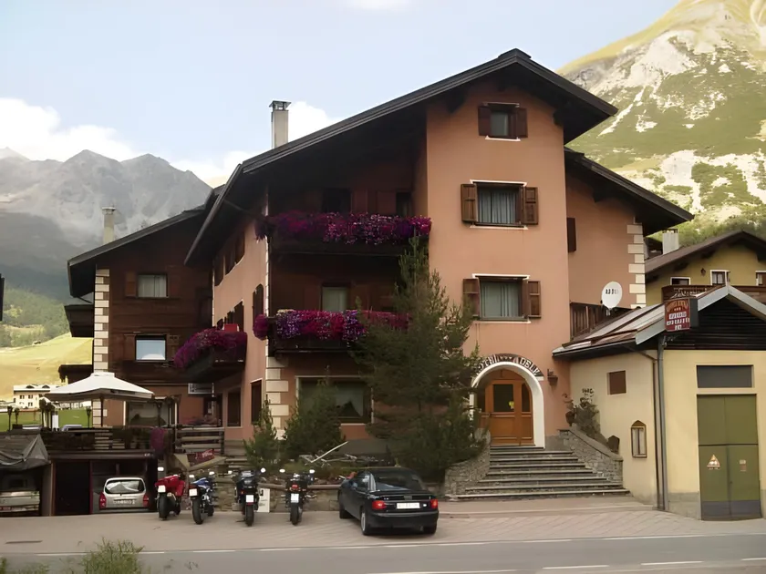 Hotel Adele - Image 1