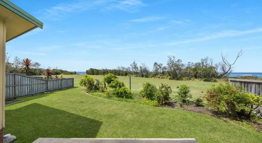 Beachside Cottage - Image 1