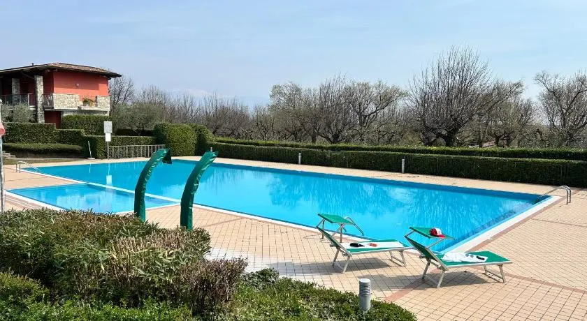 Lake Garda Apartment with Pool, Private Garden & Parking - Image 1